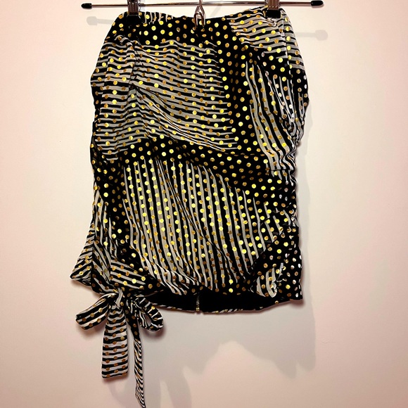 Express Bustier Top with Bow Detail, Zip Up Back, Black and Gold, Size 8 / S - Picture 4 of 4